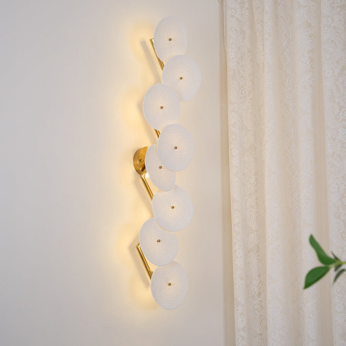 Dralan Lotus Wall Light