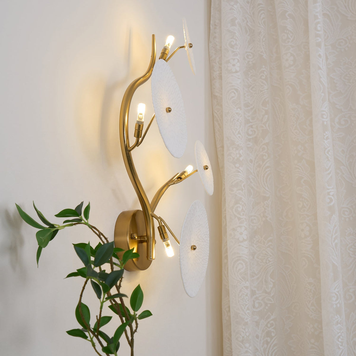 Dralan Lotus Wall Light
