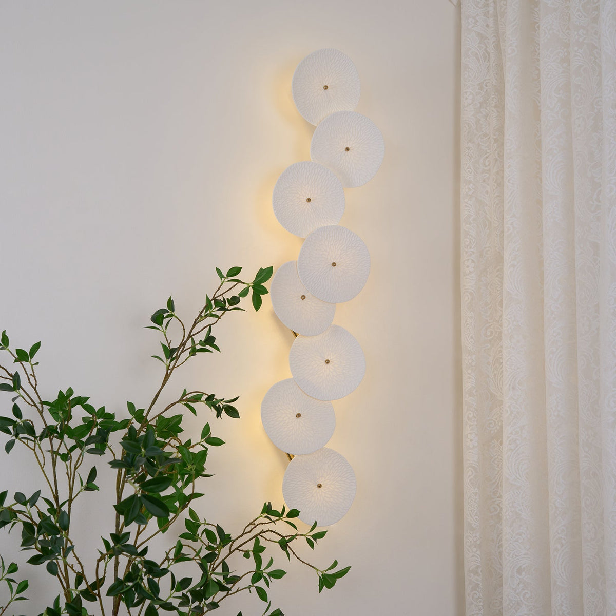 Dralan Lotus Wall Light