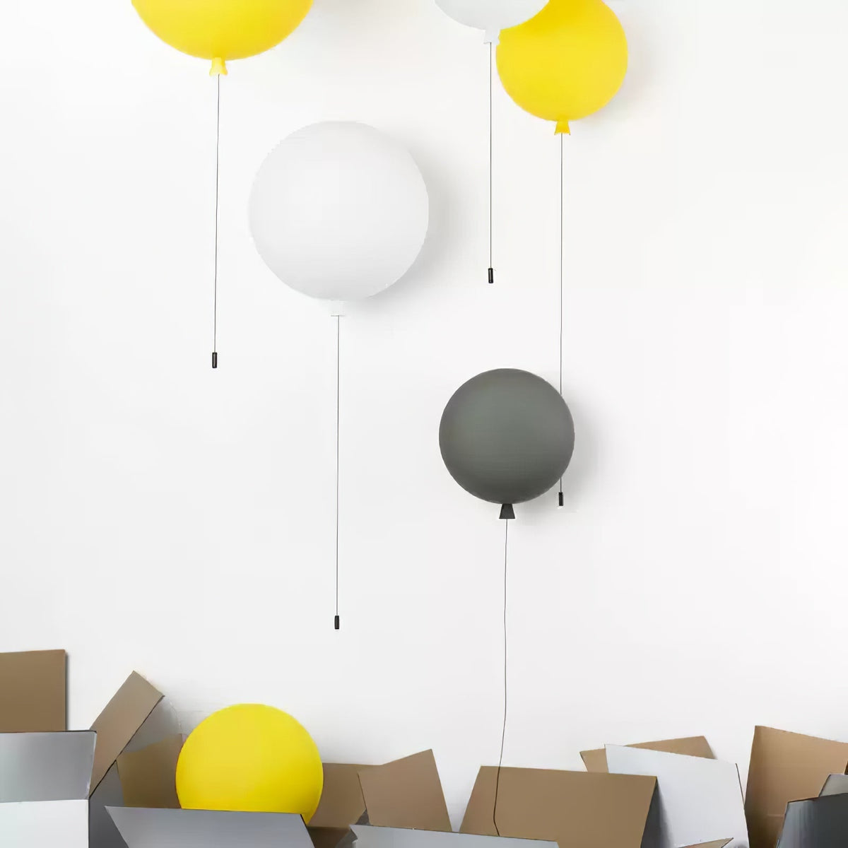 Soskalli Balloon Wall Light