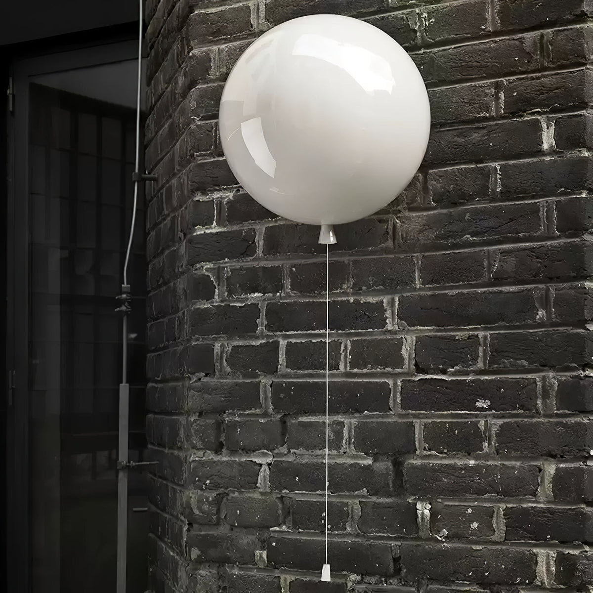 Soskalli Balloon Wall Light