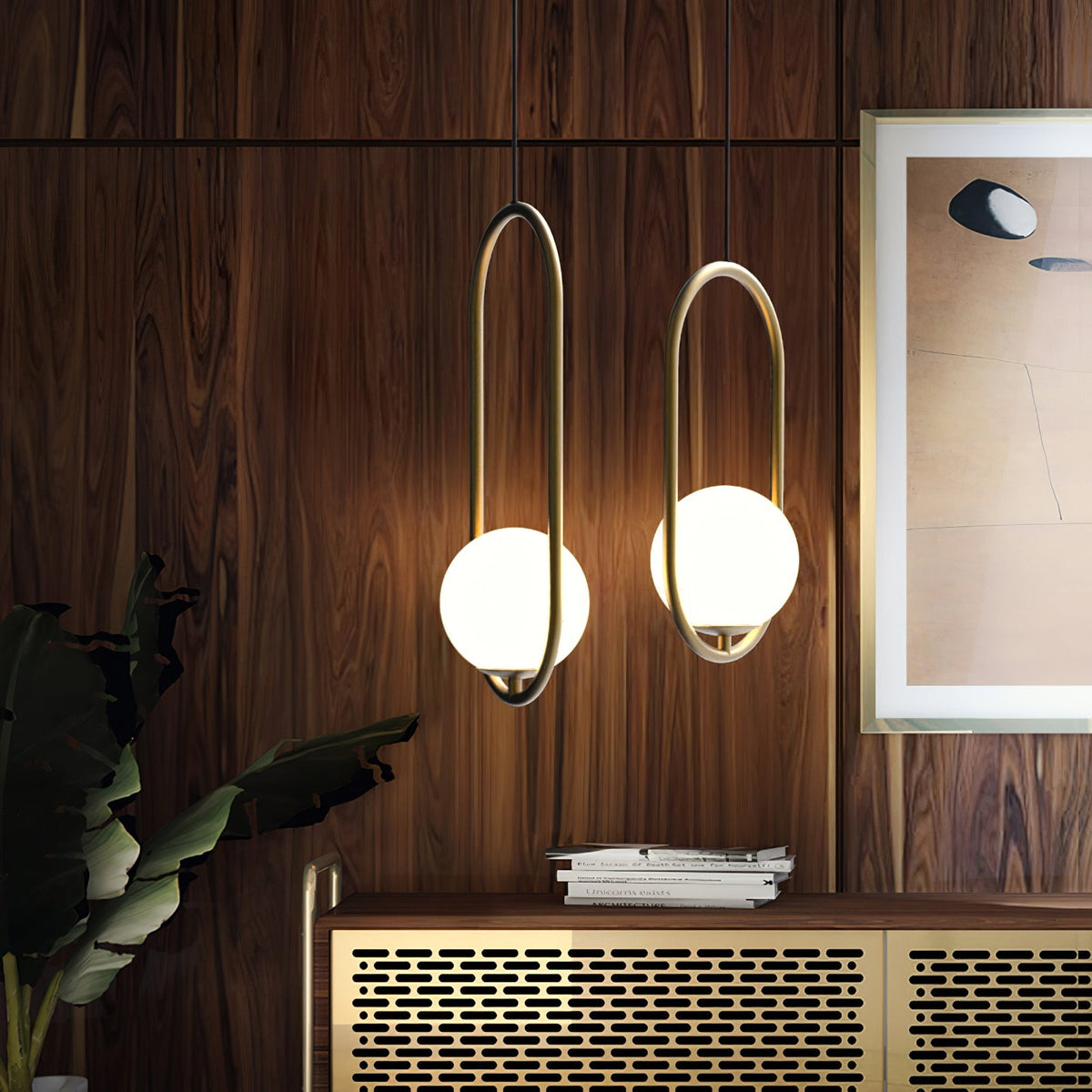 Kilinus Globe Pendant Light