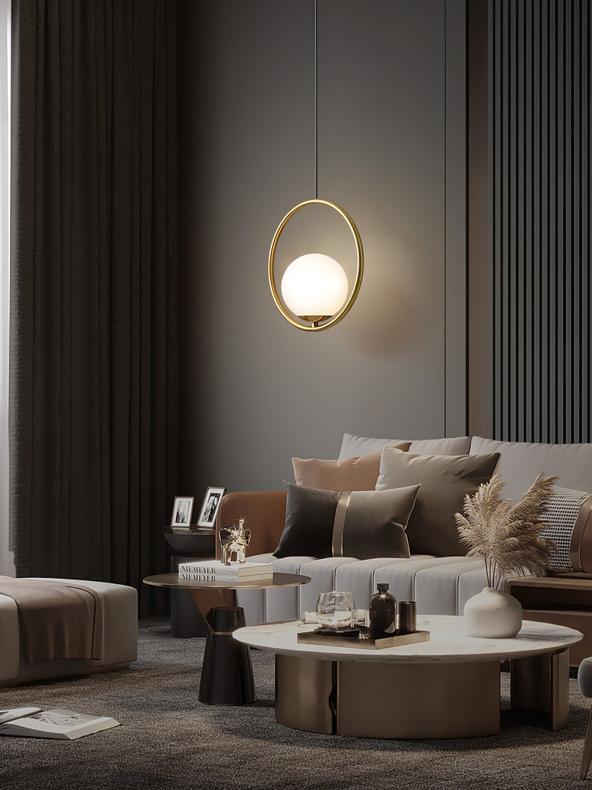 Kilinus Globe Pendant Light