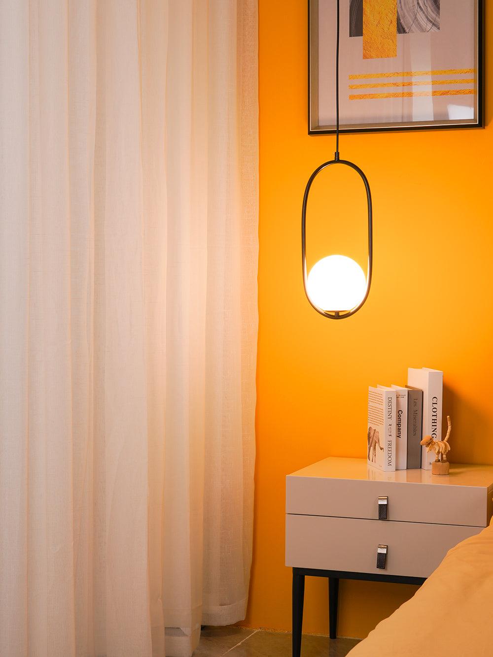 Kilinus Globe Pendant Light
