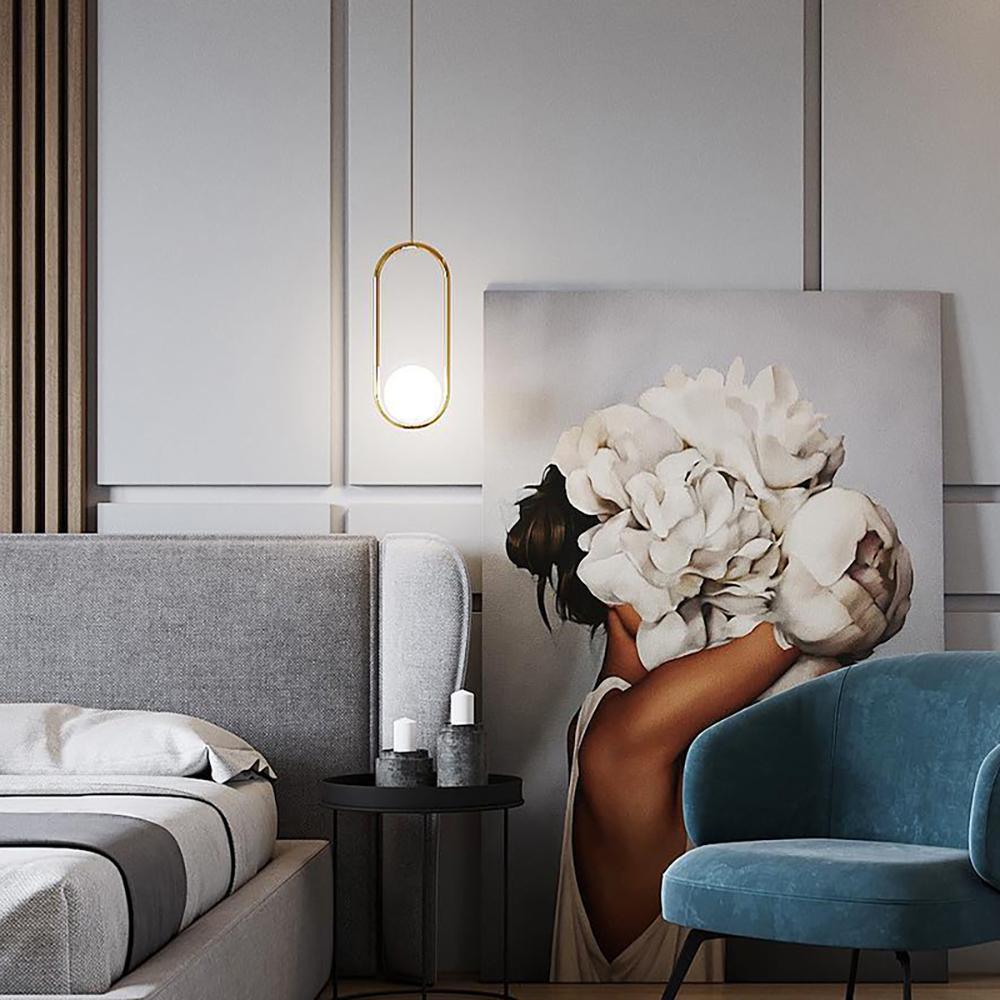 Kilinus Globe Pendant Light