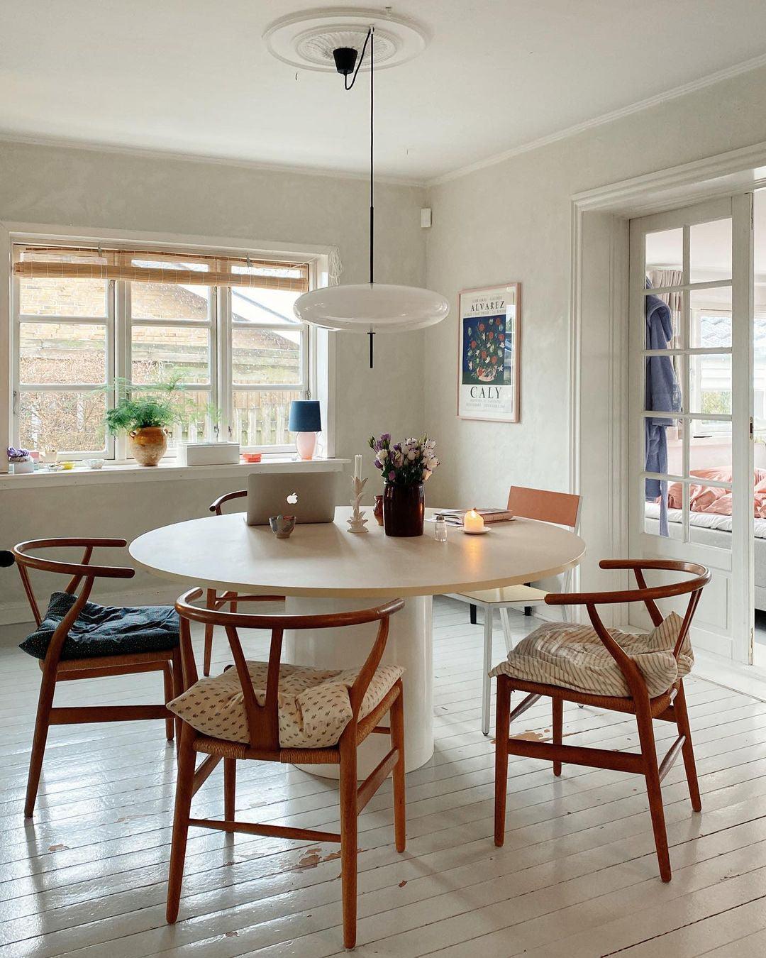 Davormi Minimalist Pendant Light