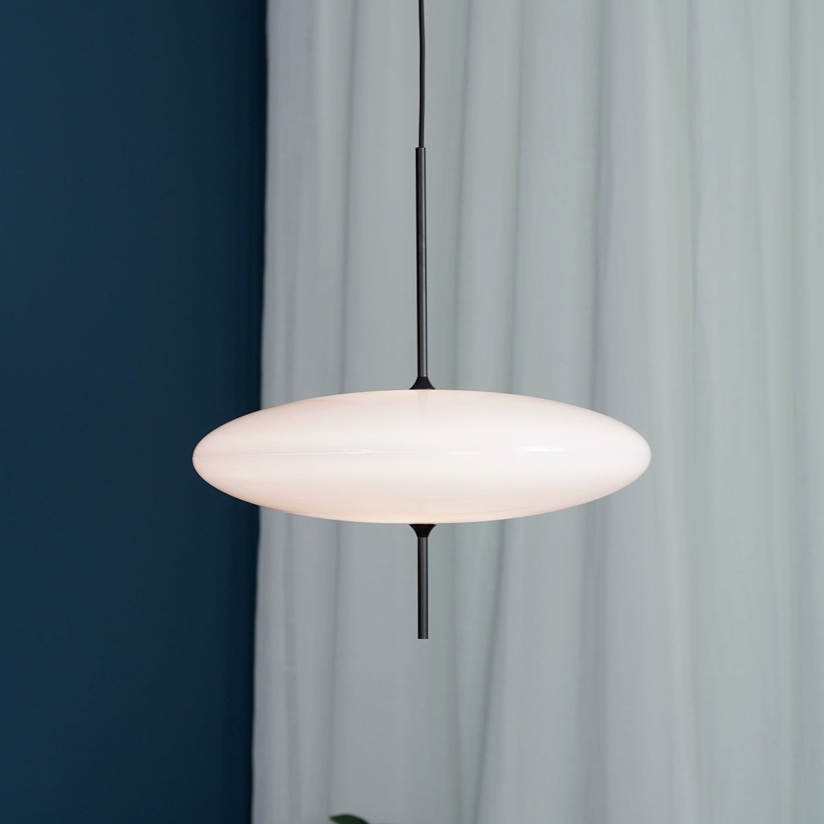 Davormi Minimalist Pendant Light