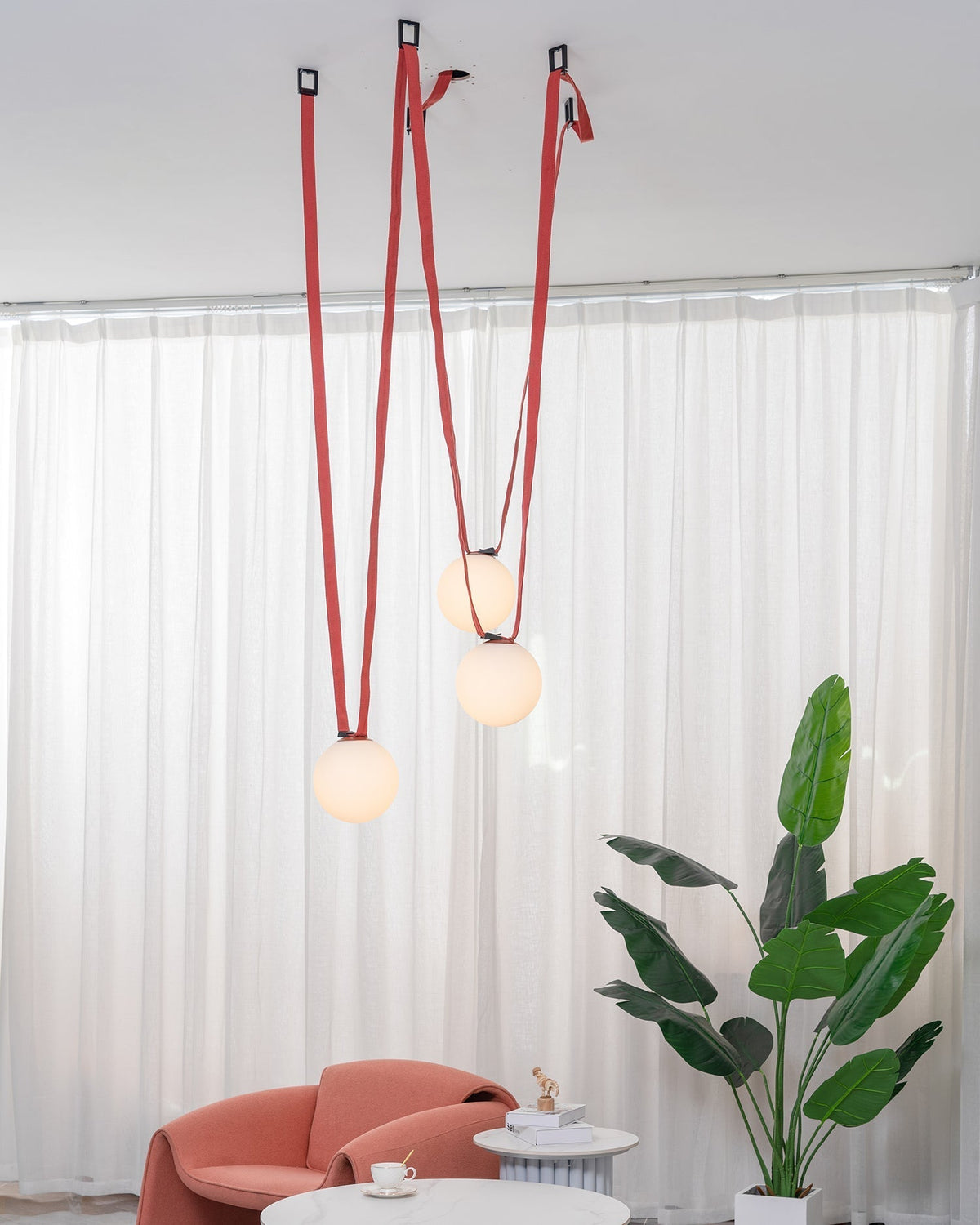 Herro Globe Pendant Light
