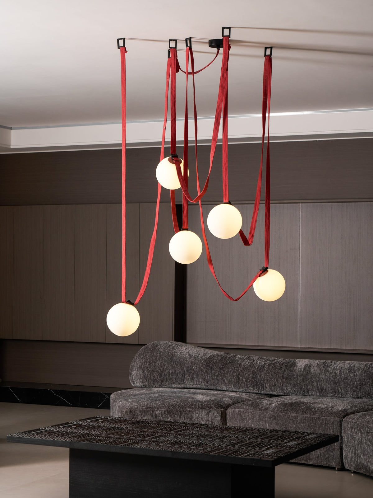 Herro Globe Pendant Light