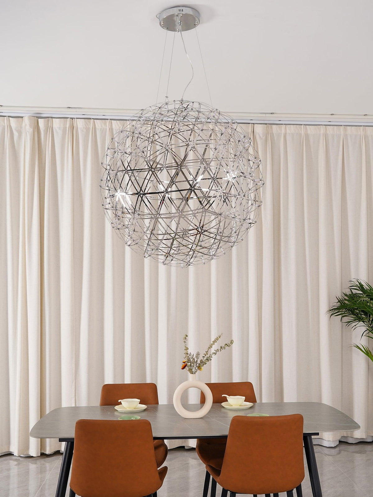 Risseri Globe Pendant Light