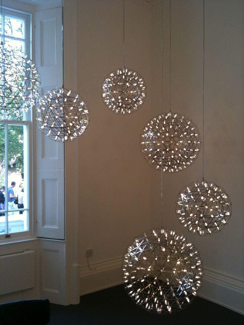 Risseri Globe Pendant Light