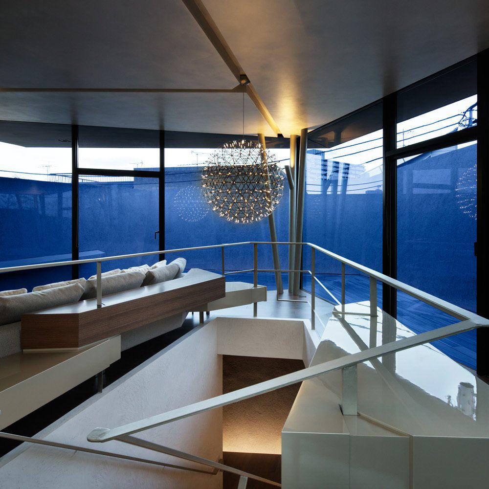 Risseri Globe Pendant Light