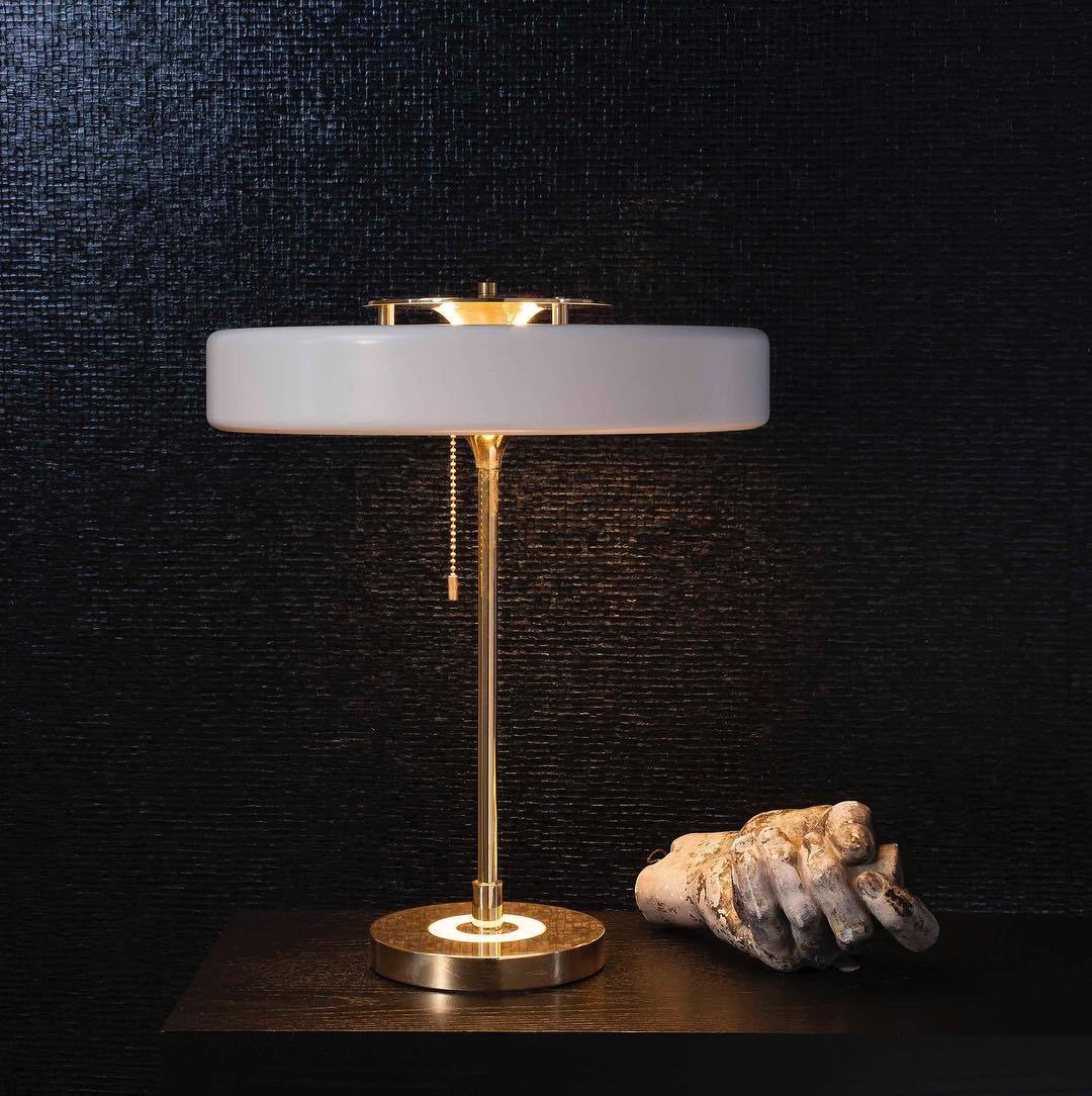 Nareleno Modern Table Lamp