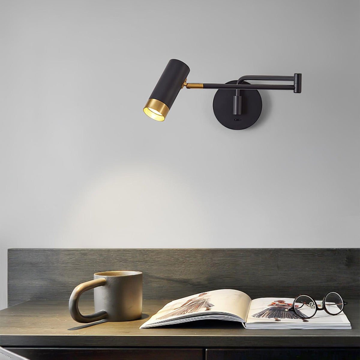 Nirerana Linear Wall Light