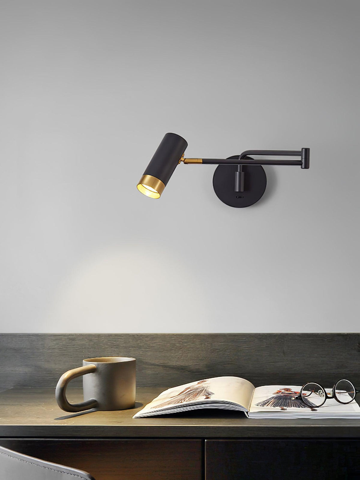 Nirerana Linear Wall Light