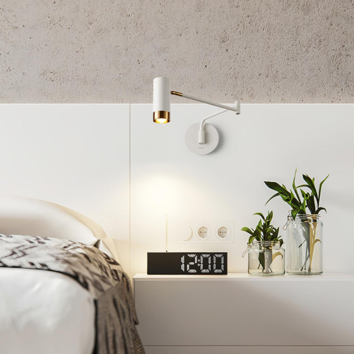 Nirerana Linear Wall Light