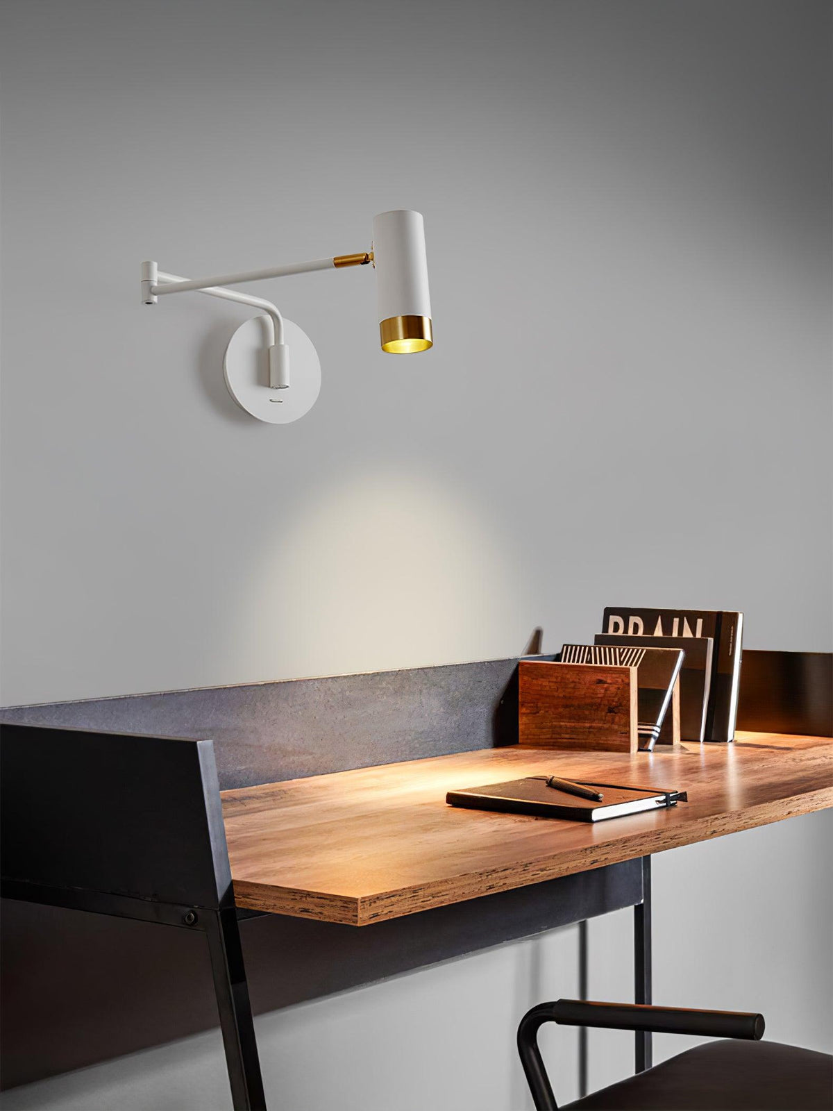 Nirerana Linear Wall Light