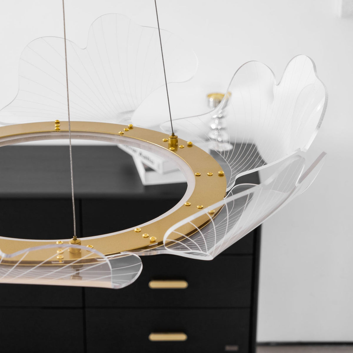 Delvani Leaf Chandelier