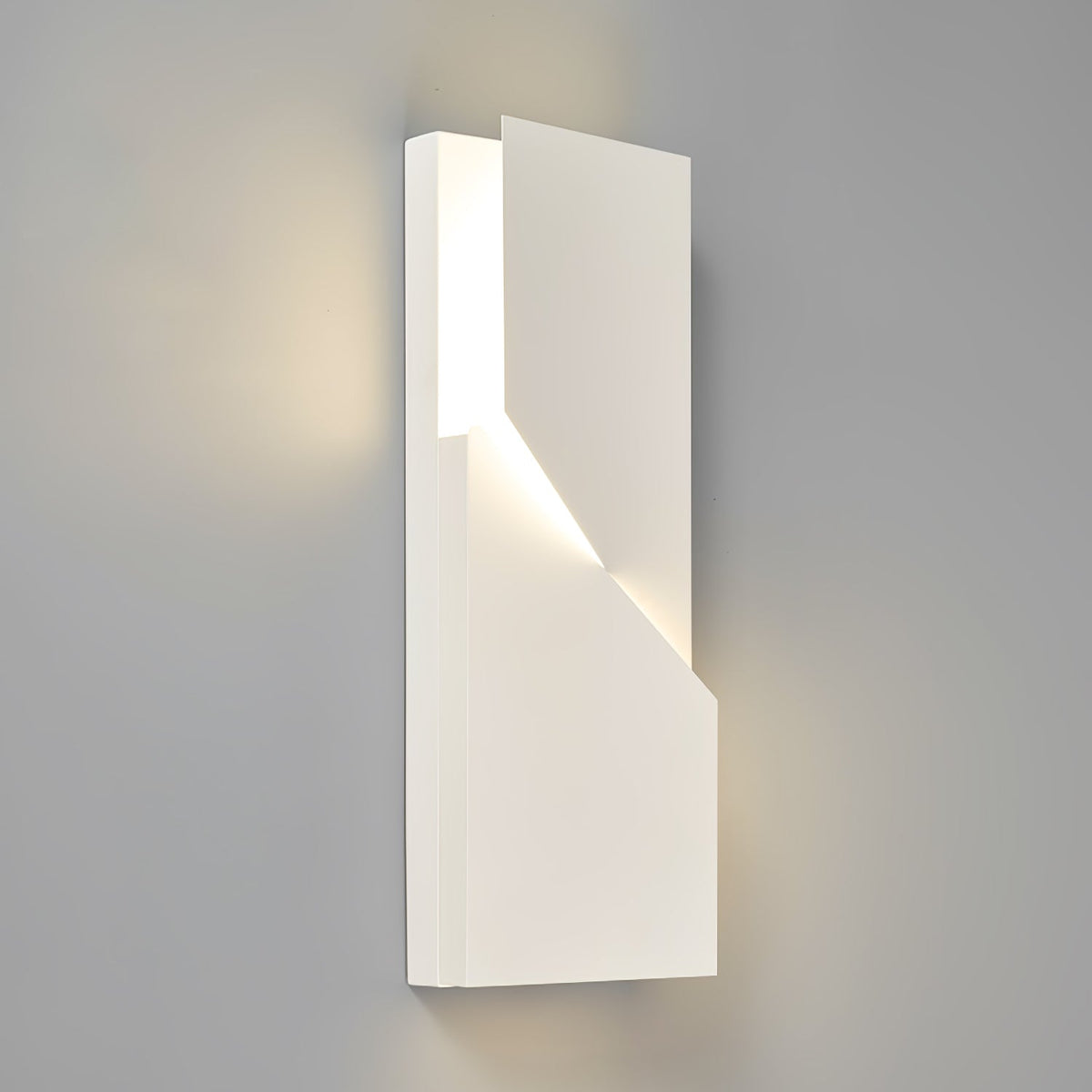 Tinunan Geometric Wall Light