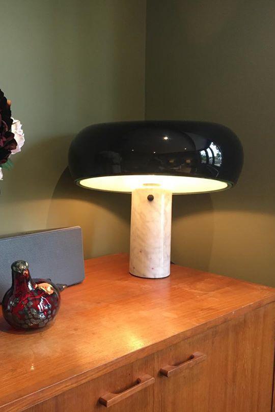 Stoskeni Table Lamp