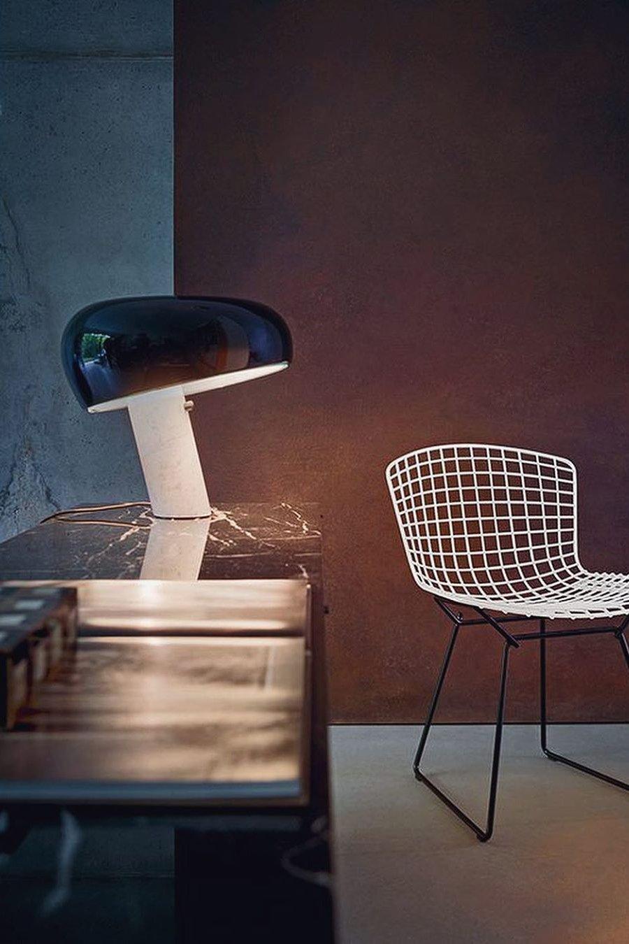 Stoskeni Table Lamp