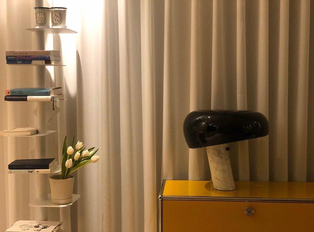 Stoskeni Table Lamp