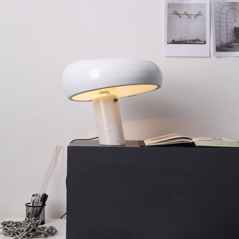 Stoskeni Table Lamp