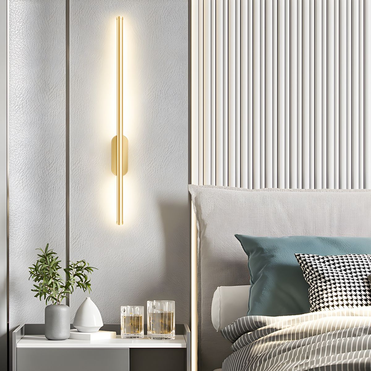Spilolor Linear Wall Light