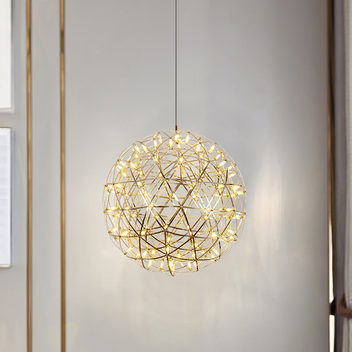 Risseri Globe Pendant Light
