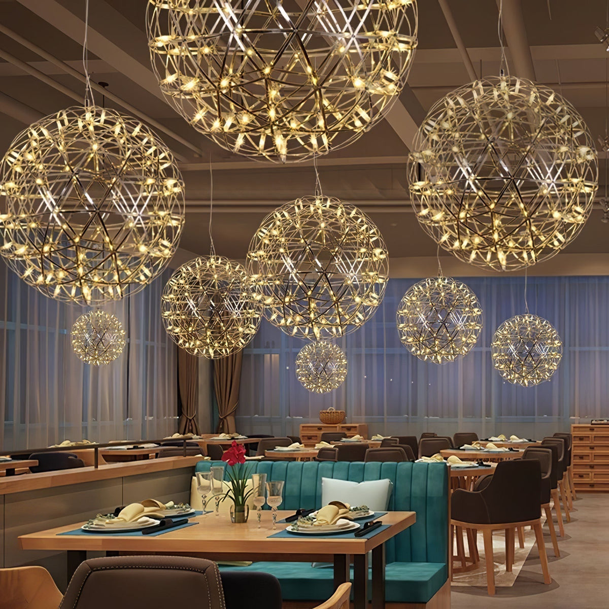 Risseri Globe Pendant Light