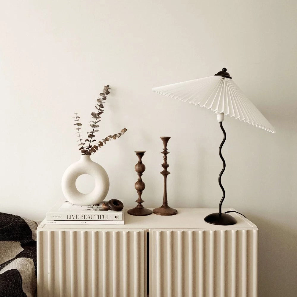 Rodegilo Wavy Table Lamp