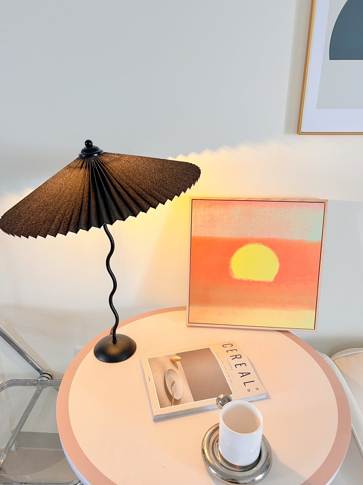 Rodegilo Wavy Table Lamp