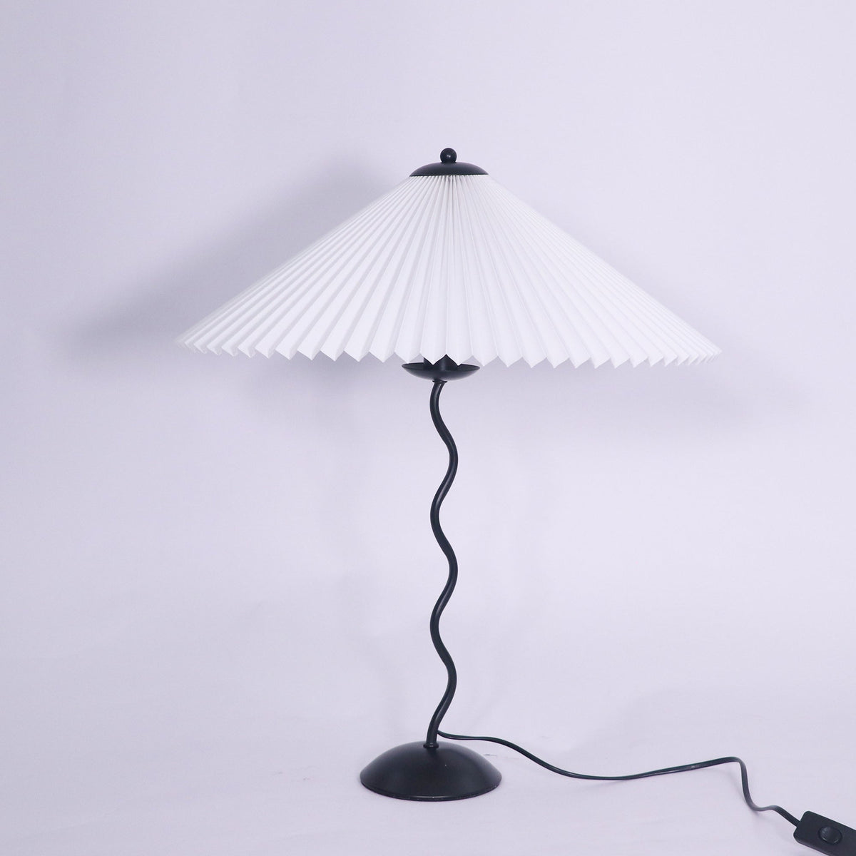 Rodegilo Wavy Table Lamp