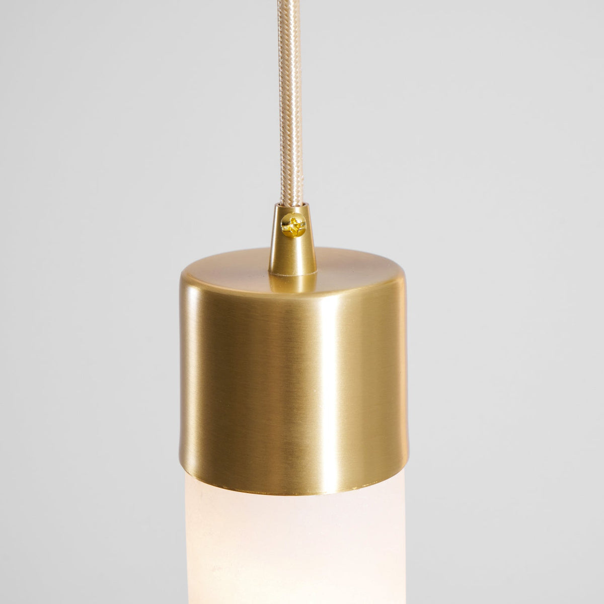 Tareno Cylindrical Pendant Light