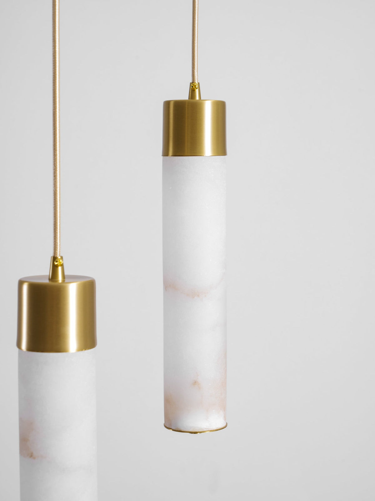 Tareno Cylindrical Pendant Light