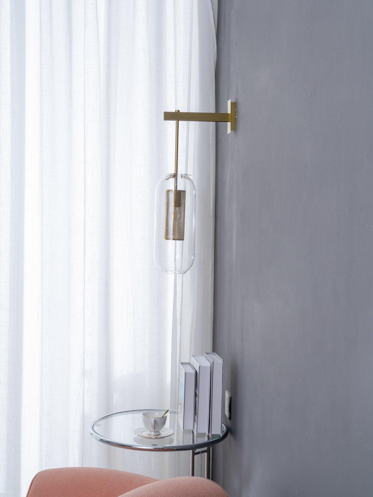 Nareli Globe Wall Light