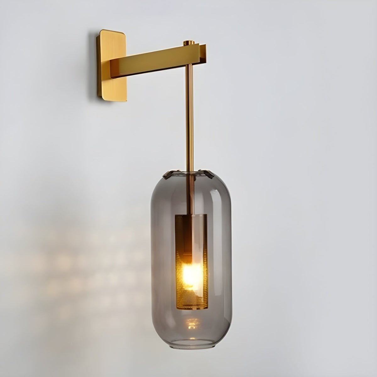 Nareli Globe Wall Light