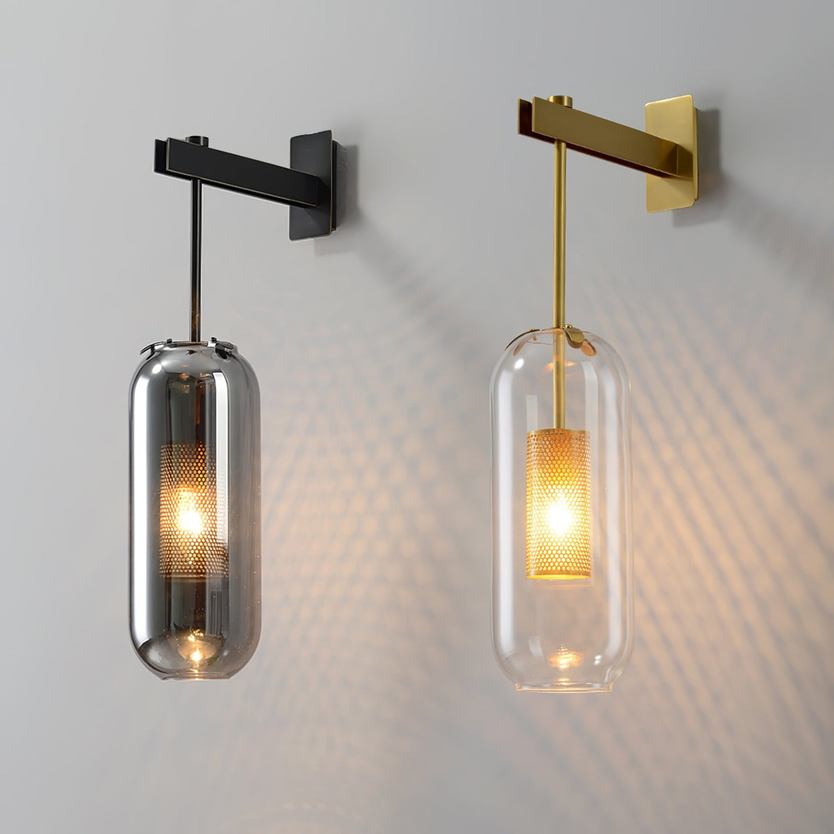 Nareli Globe Wall Light