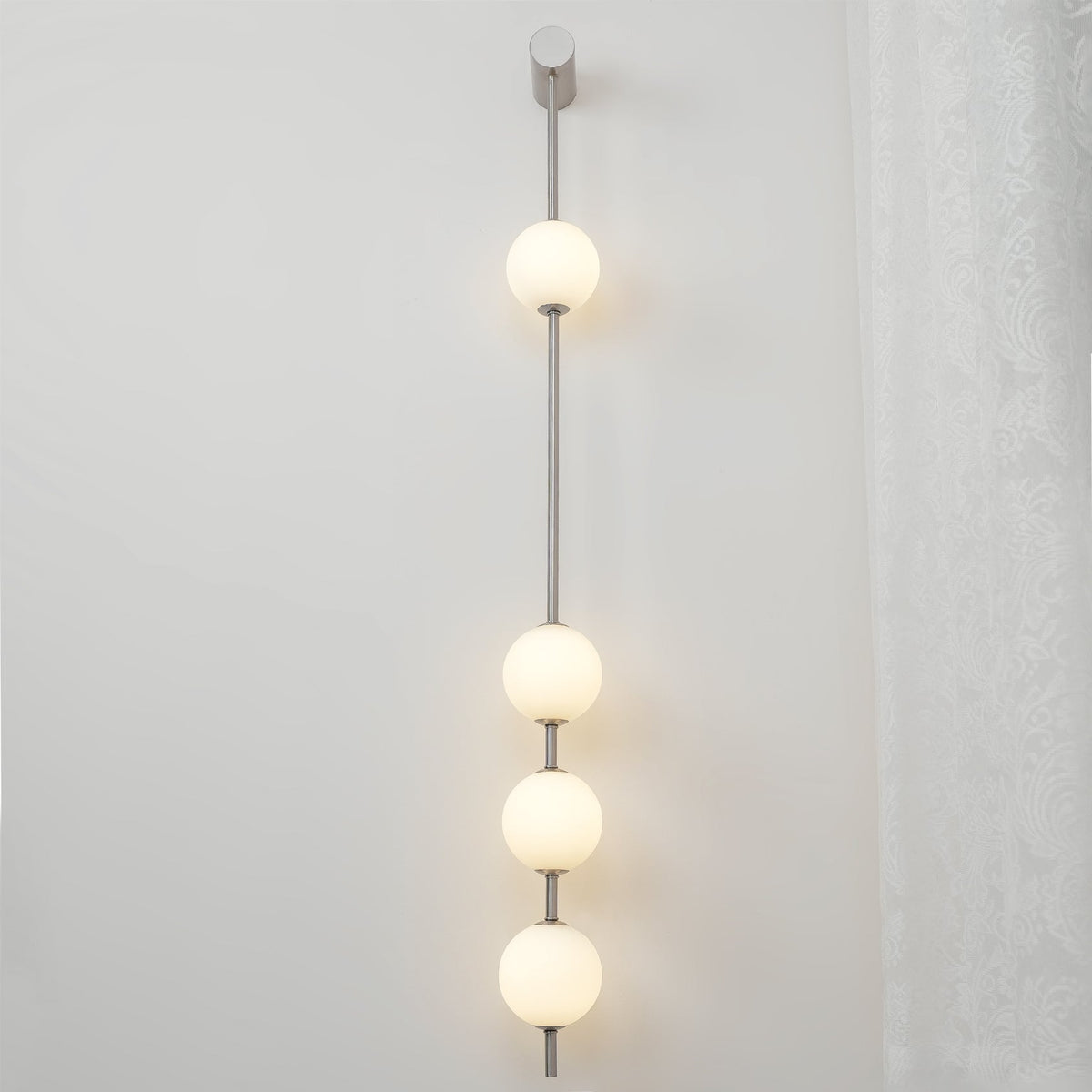 Glema Globe Wall Light
