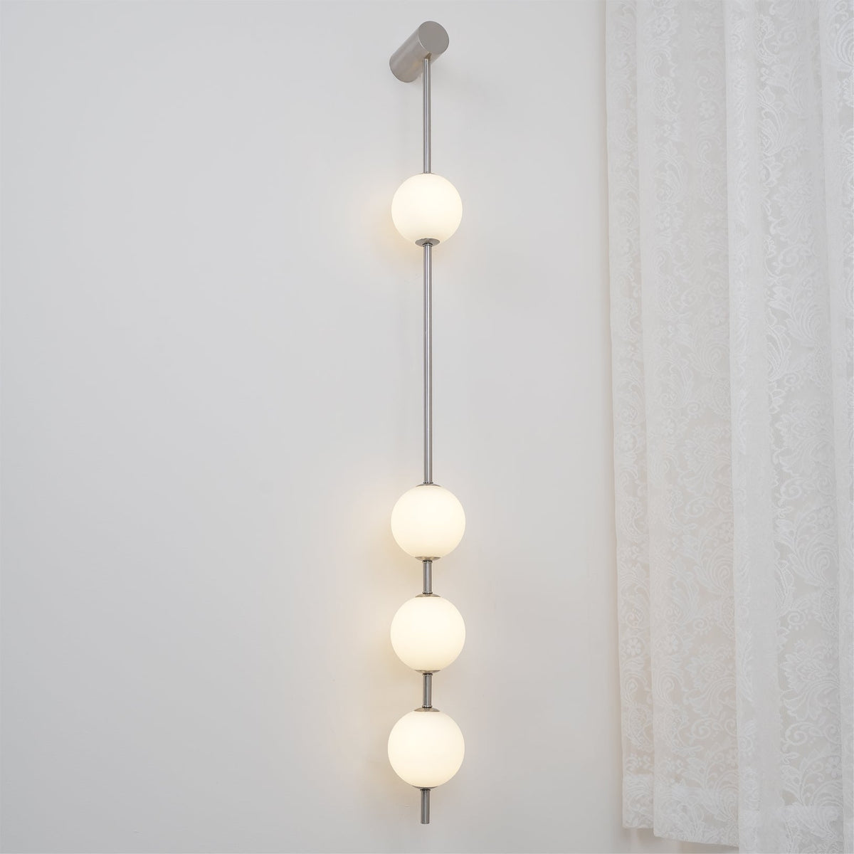 Glema Globe Wall Light