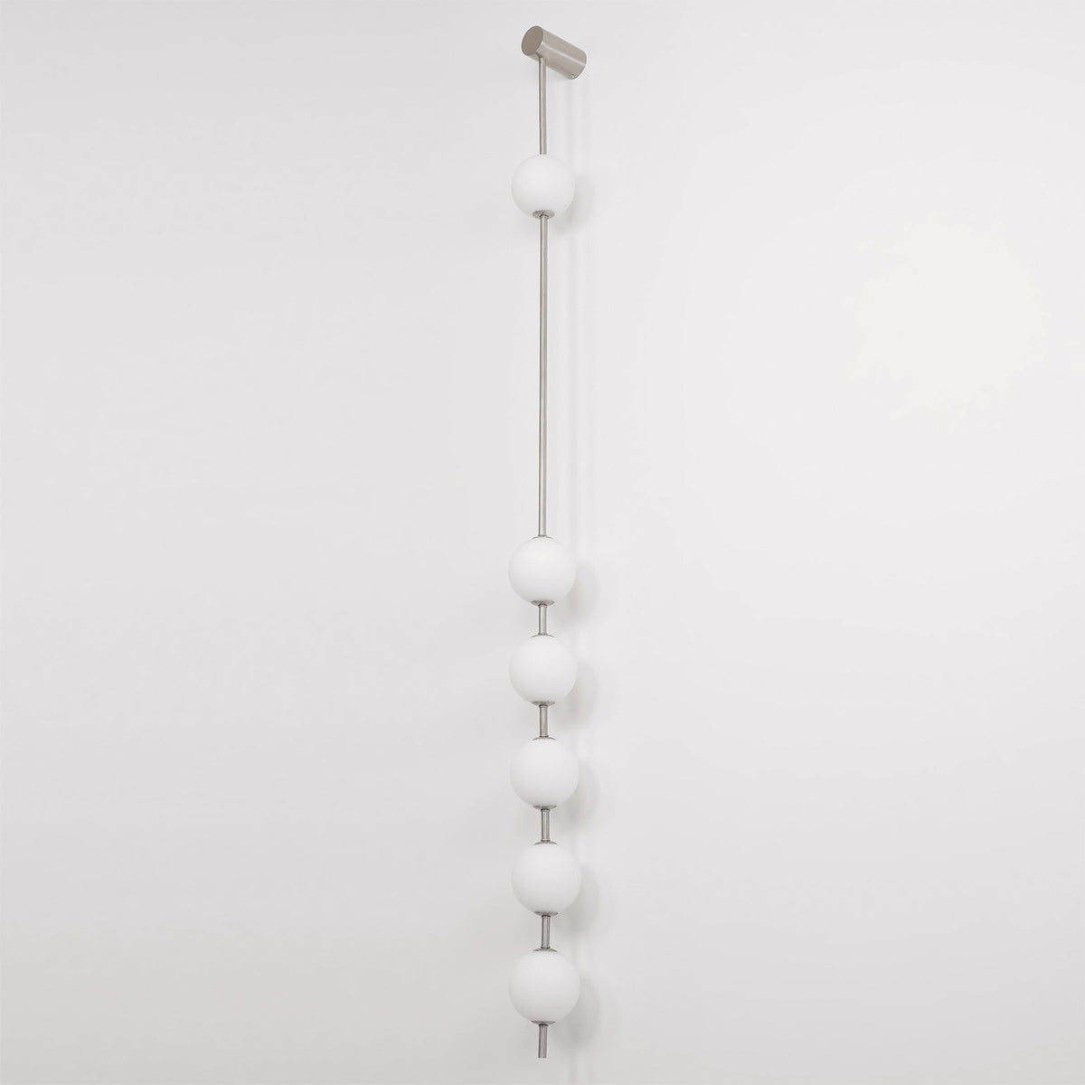 Glema Globe Wall Light