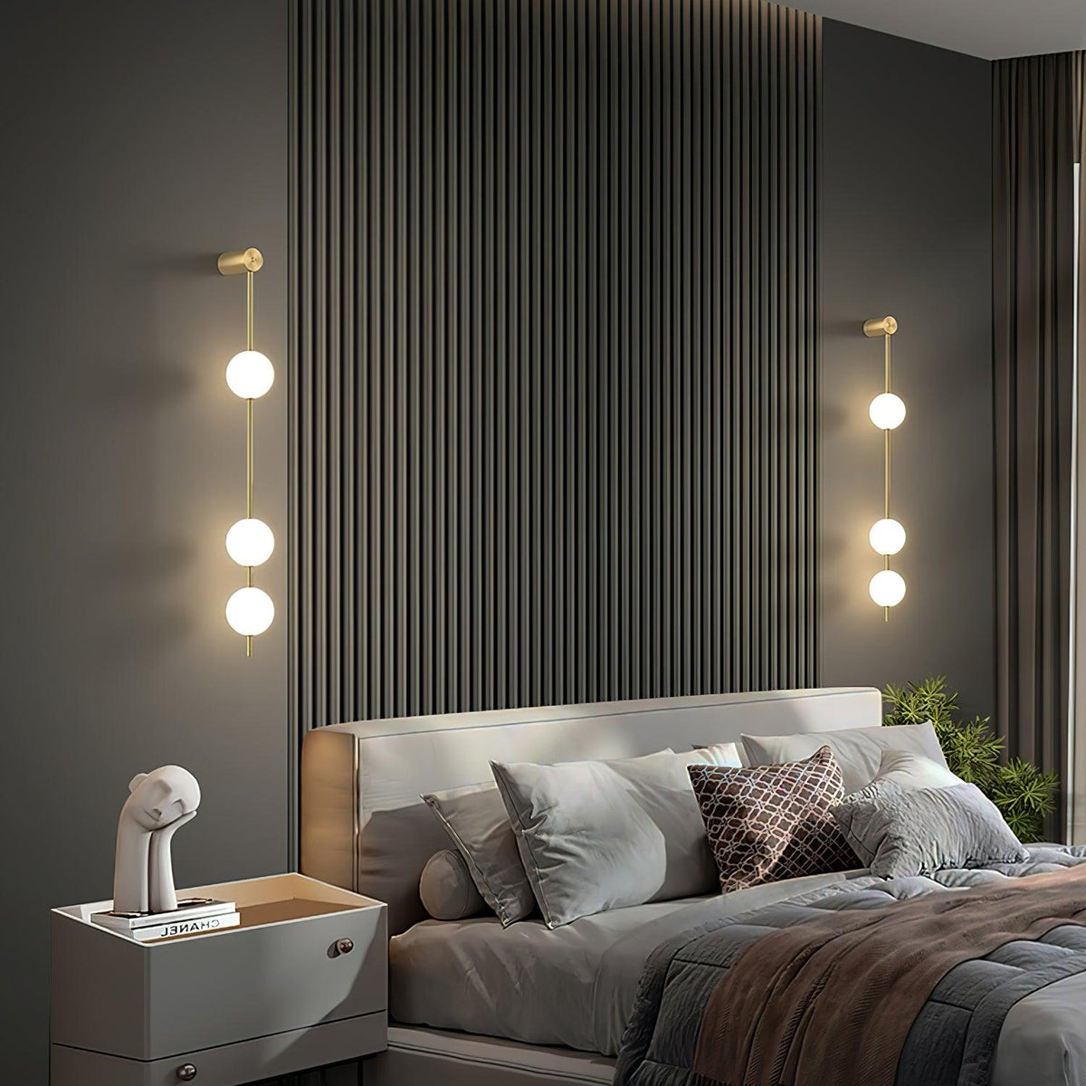 Glema Globe Wall Light