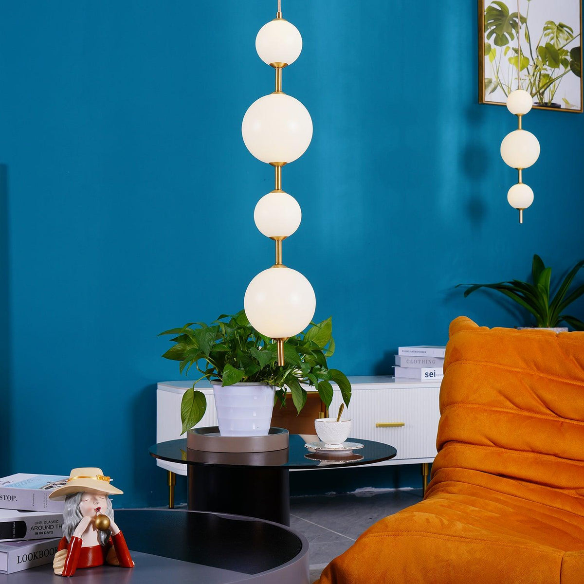 Roruno Globe Pendant Light
