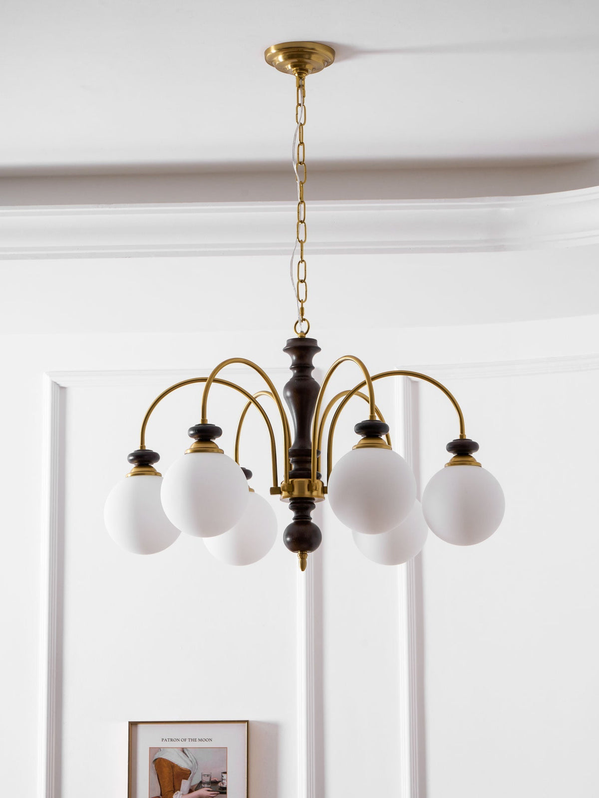 Kuro Classic Chandelier